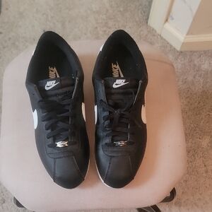 Nike Black & White Low-Top Swoosh Sneakers